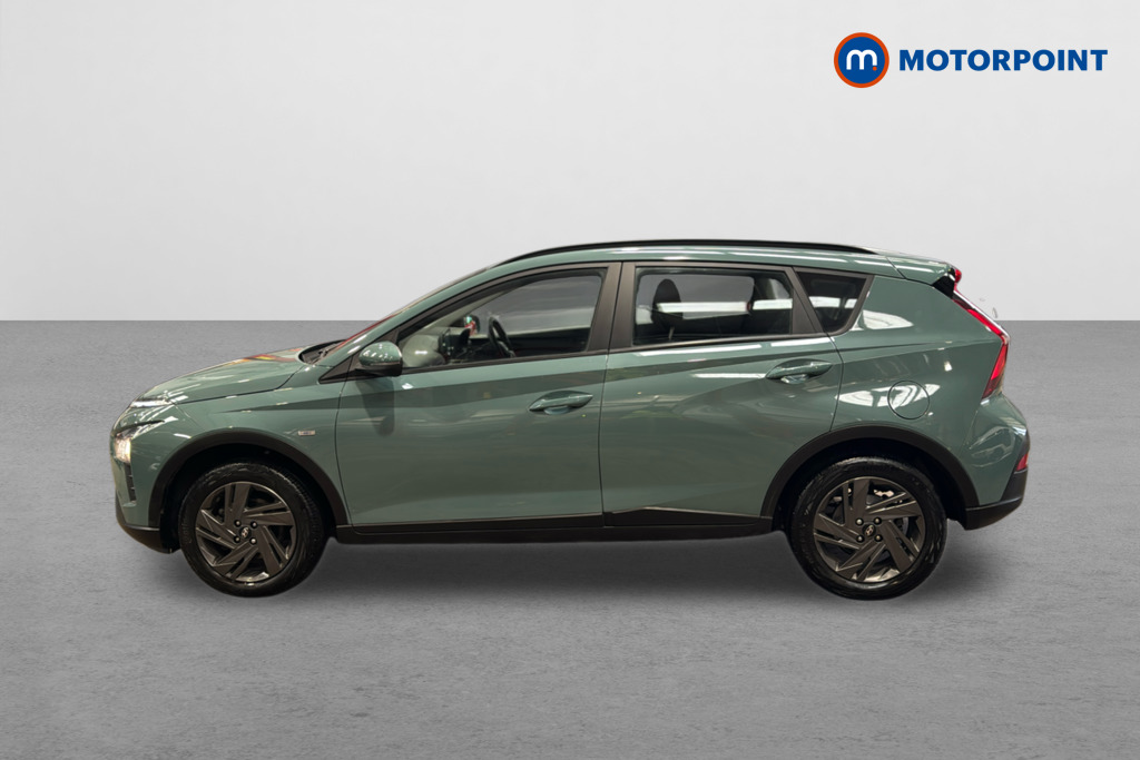 Hyundai Bayon Se Connect Manual Petrol SUV - Stock Number (1639890) - Passenger side