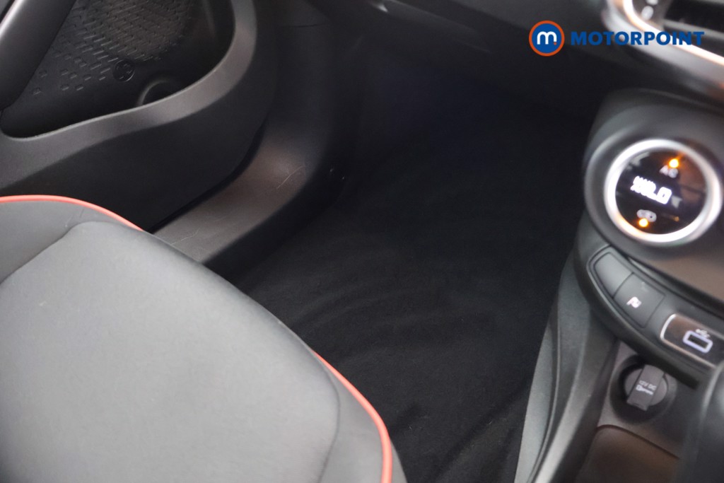 Fiat 500X RED Automatic Petrol SUV - Stock Number (1640153) - 12th supplementary image