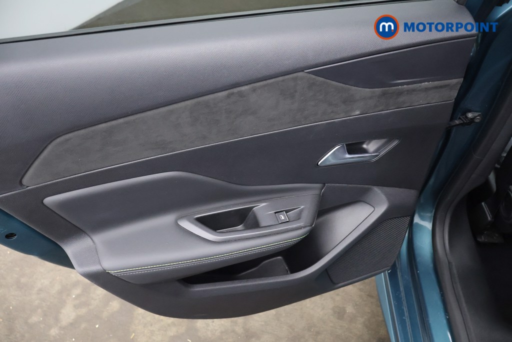 Peugeot 308 GT Automatic Petrol Estate - Stock Number (1640186) - 20th supplementary image