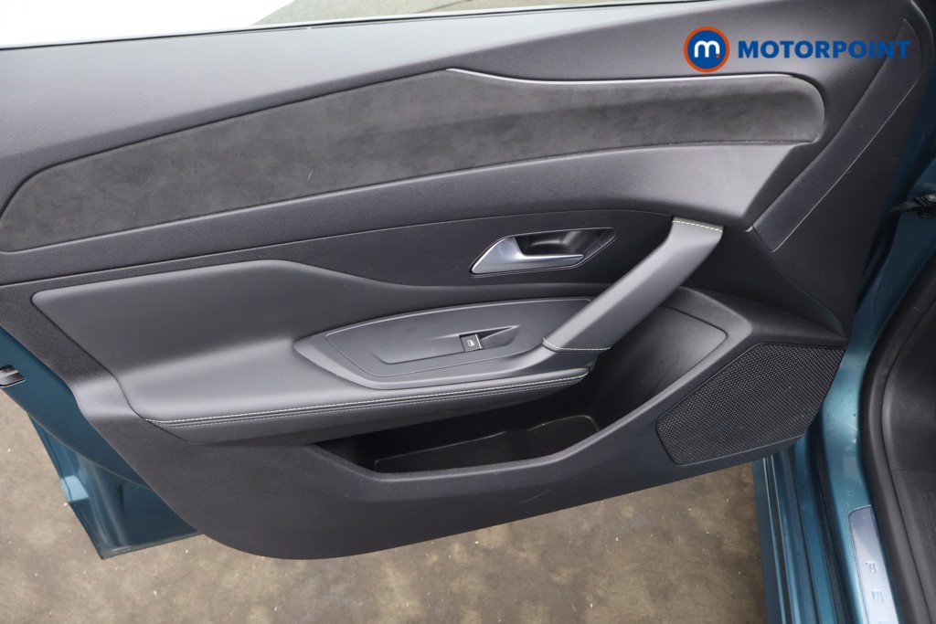 Peugeot 308 GT Automatic Petrol Estate - Stock Number (1640186) - 22nd supplementary image
