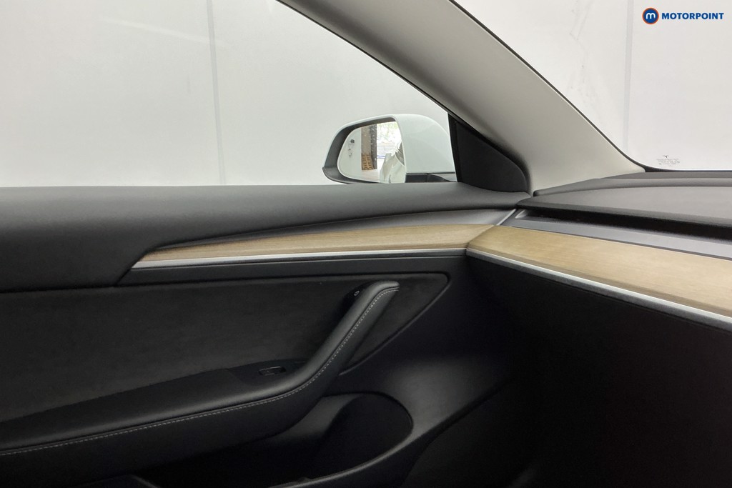 Tesla Model 3 Long Range Automatic Electric Saloon - Stock Number (1640263) - 19th supplementary image