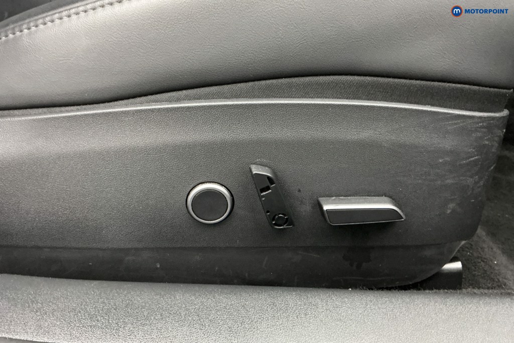 Tesla Model 3 Long Range Automatic Electric Saloon - Stock Number (1640263) - 23rd supplementary image