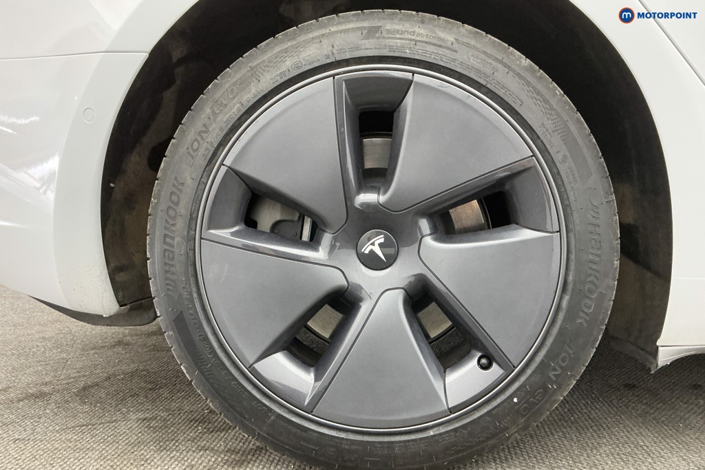 Tesla Model 3 Long Range Automatic Electric Saloon - Stock Number (1640263) - 37th supplementary image