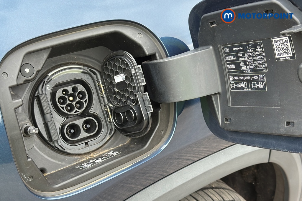 Mercedes-Benz EQA Sport Automatic Electric SUV - Stock Number (1640296) - 41st supplementary image