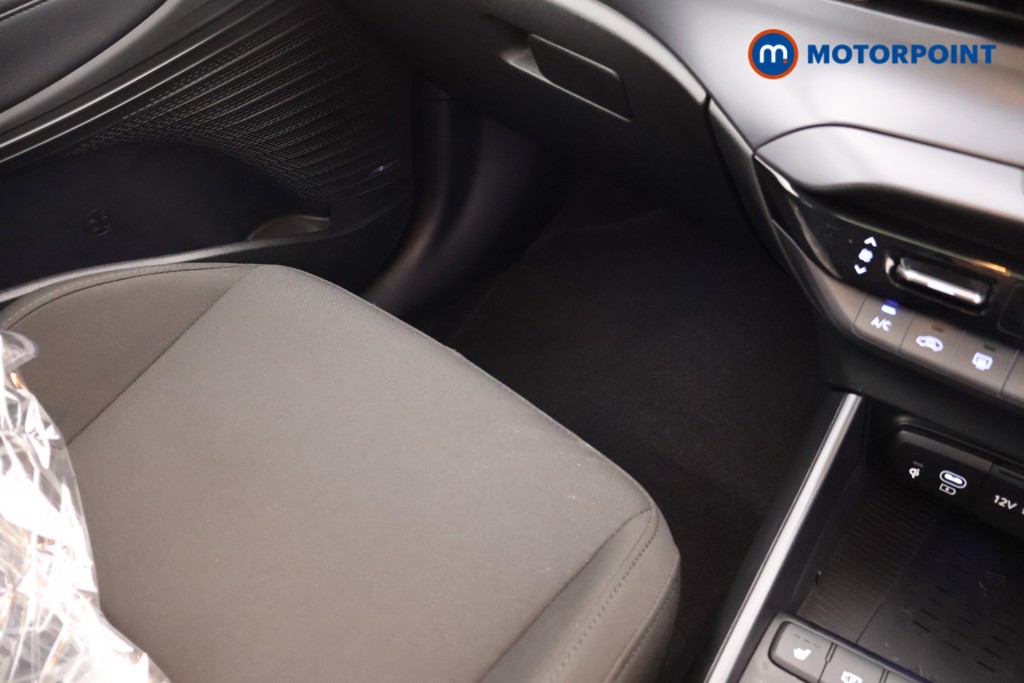Hyundai I20 Ultimate Manual Petrol Hatchback - Stock Number (1640452) - 12th supplementary image