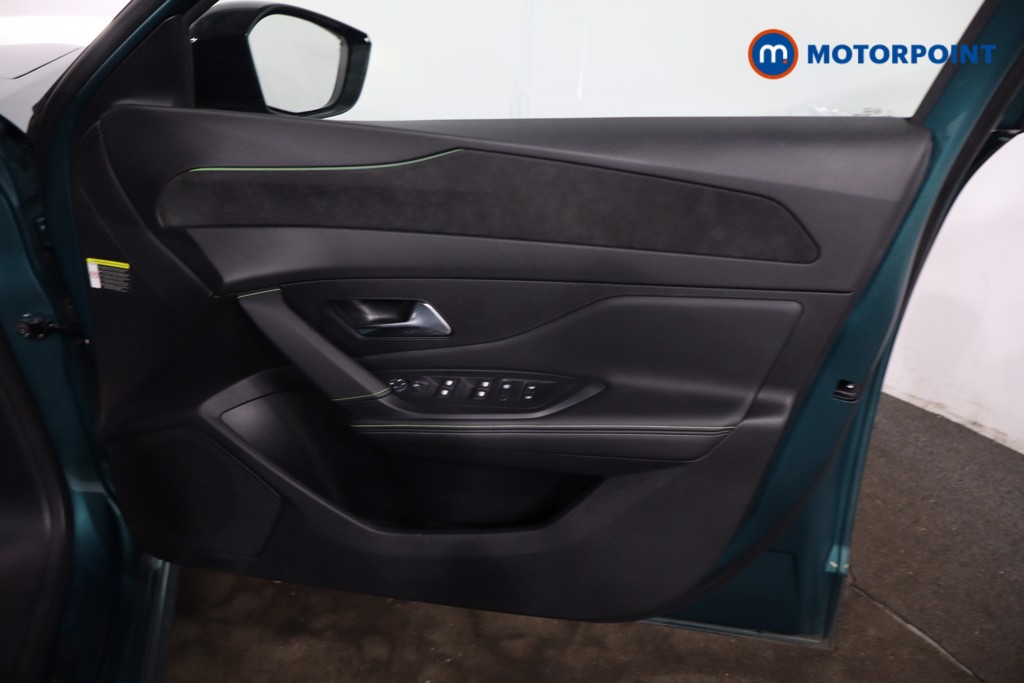 Peugeot 308 GT Automatic Diesel Estate - Stock Number (1640528) - 25th supplementary image
