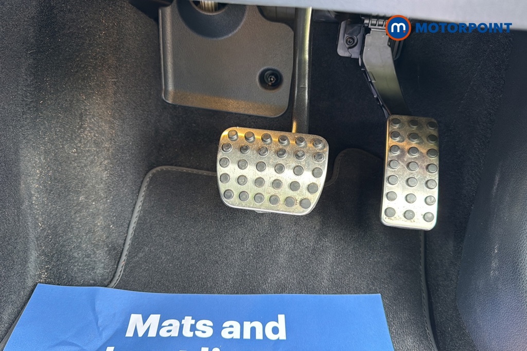 Mercedes-Benz A Class Amg Line Automatic Petrol Hatchback - Stock Number (1640950) - 24th supplementary image