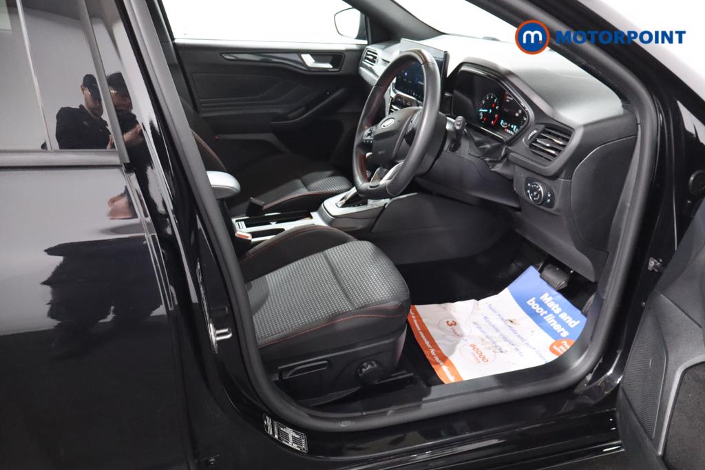 Ford Focus St-Line Automatic Petrol Estate - Stock Number (1641148) - 1st supplementary image