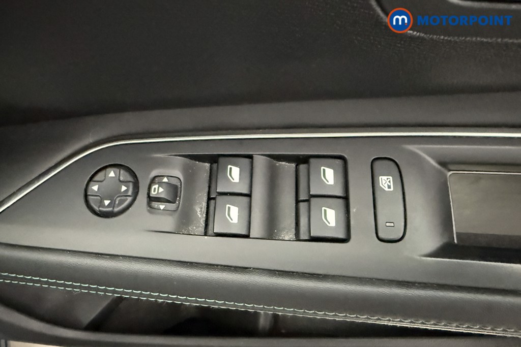 Peugeot 3008 Allure Premium Manual Diesel SUV - Stock Number (1626251) - 15th supplementary image