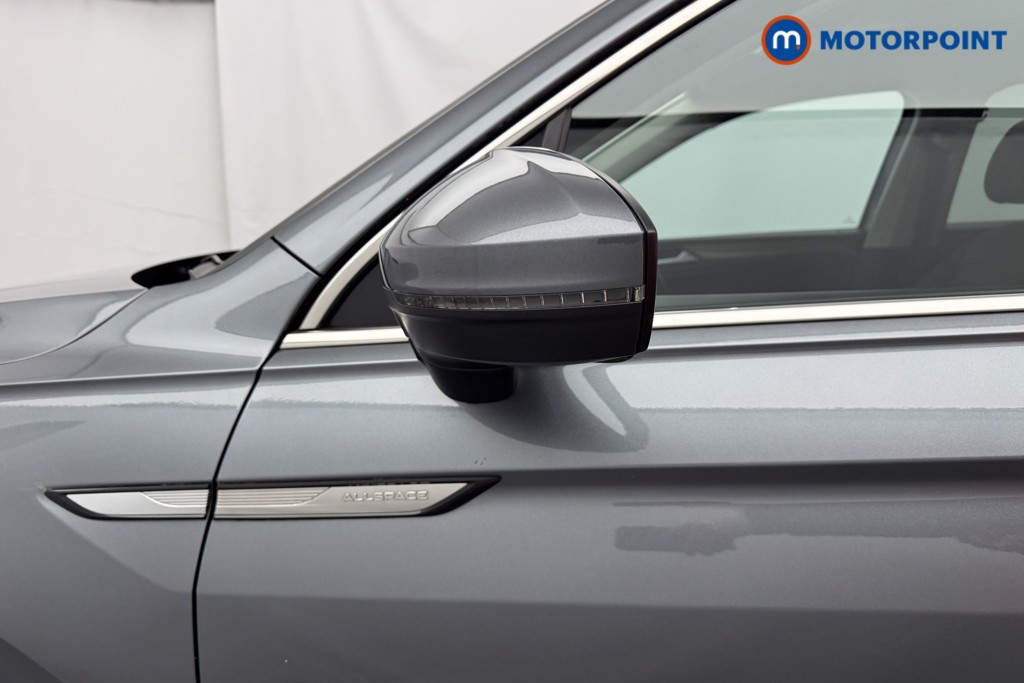 Volkswagen Tiguan Allspace Life Manual Petrol SUV - Stock Number (1627314) - 22nd supplementary image