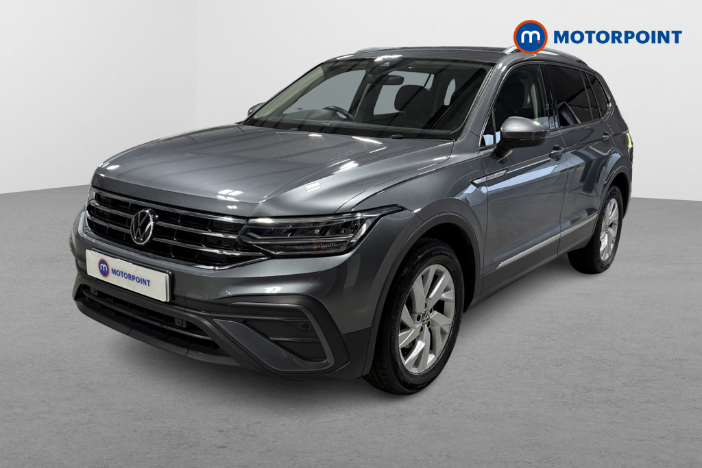 Volkswagen Tiguan Allspace Life Manual Petrol SUV - Stock Number (1627314) - Passenger side front corner