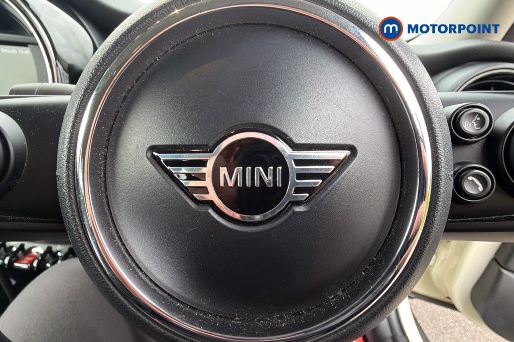 Mini Hatchback Cooper Classic Manual Petrol Hatchback - Stock Number (1629506) - 5th supplementary image