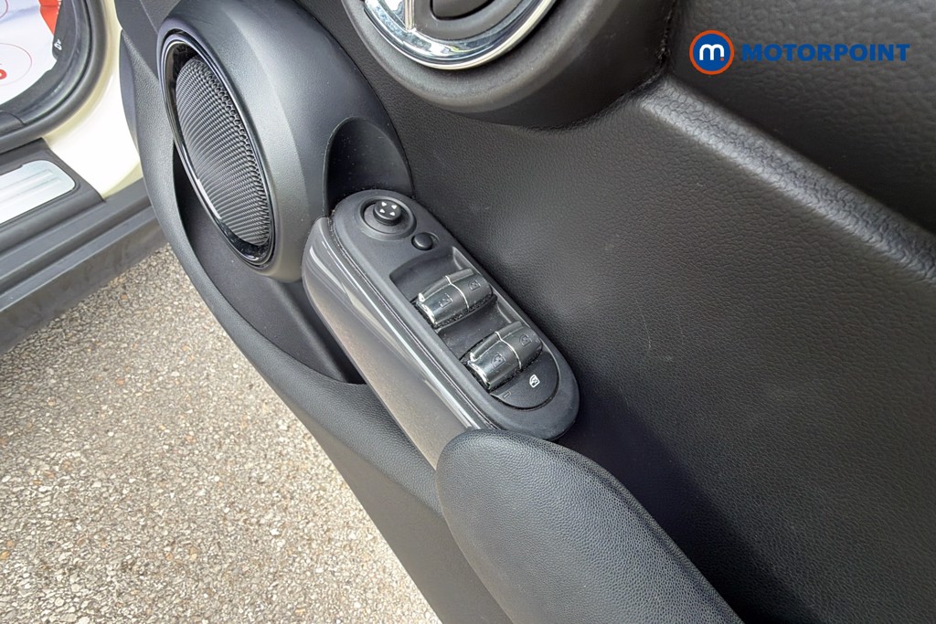 Mini Hatchback Cooper Classic Manual Petrol Hatchback - Stock Number (1629506) - 20th supplementary image