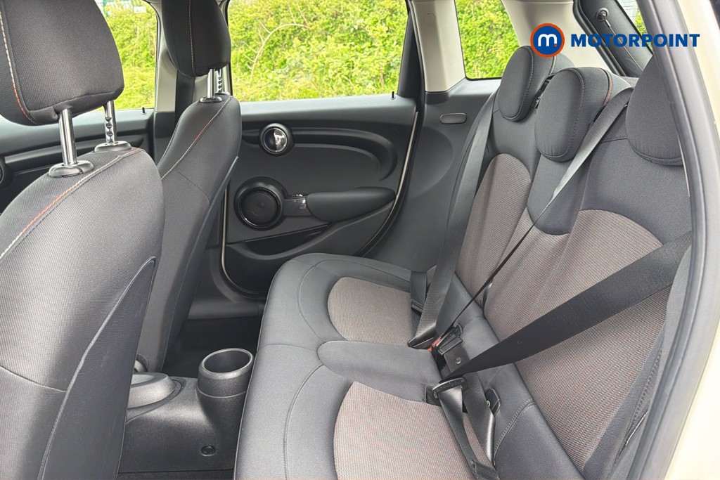 Mini Hatchback Cooper Classic Manual Petrol Hatchback - Stock Number (1629506) - 28th supplementary image