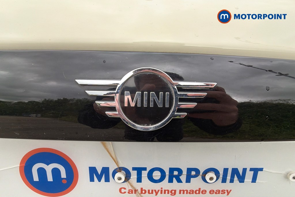 Mini Hatchback Cooper Classic Manual Petrol Hatchback - Stock Number (1629506) - 37th supplementary image
