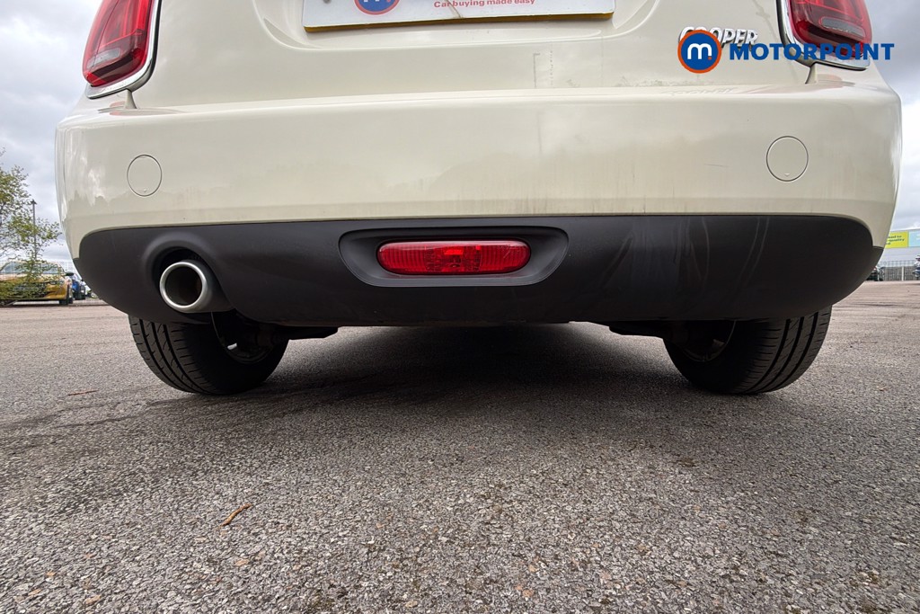 Mini Hatchback Cooper Classic Manual Petrol Hatchback - Stock Number (1629506) - 39th supplementary image