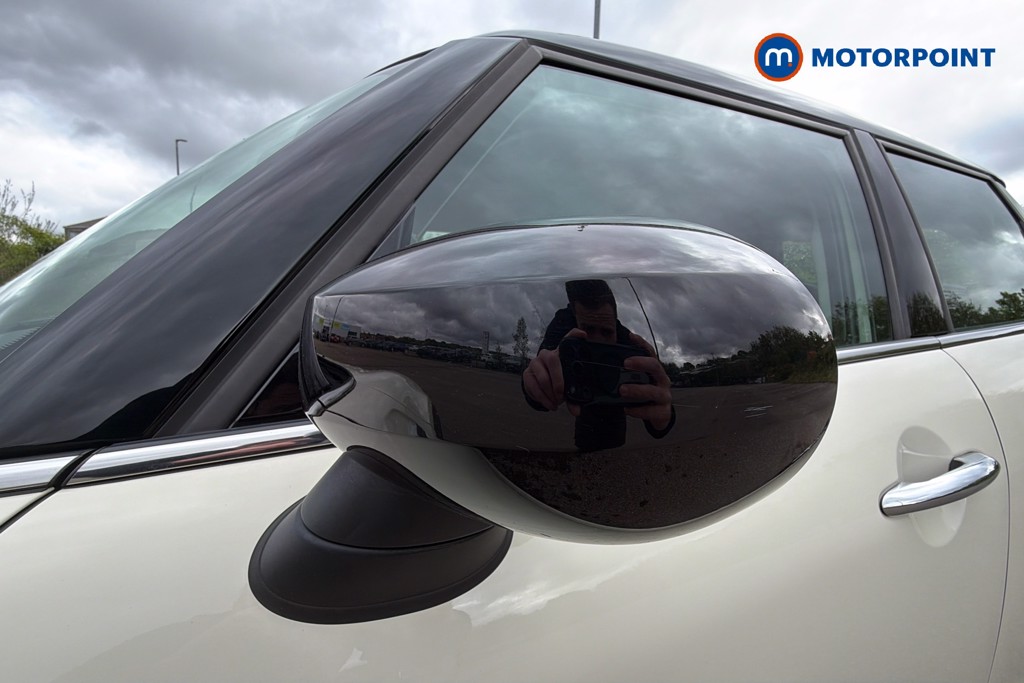 Mini Hatchback Cooper Classic Manual Petrol Hatchback - Stock Number (1629506) - 43rd supplementary image