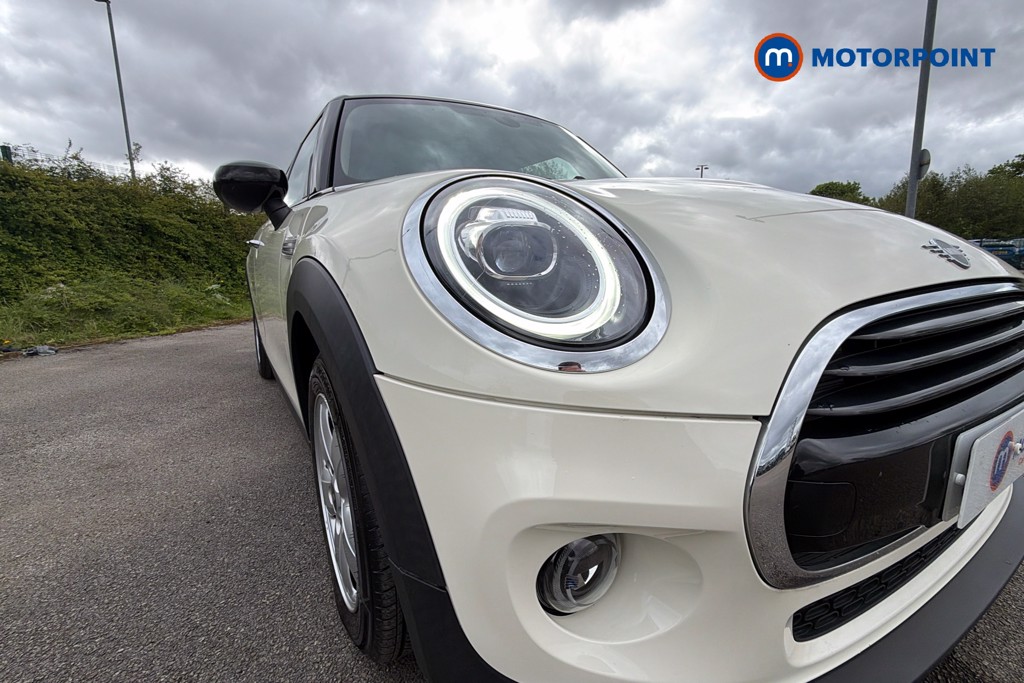 Mini Hatchback Cooper Classic Manual Petrol Hatchback - Stock Number (1629506) - 44th supplementary image