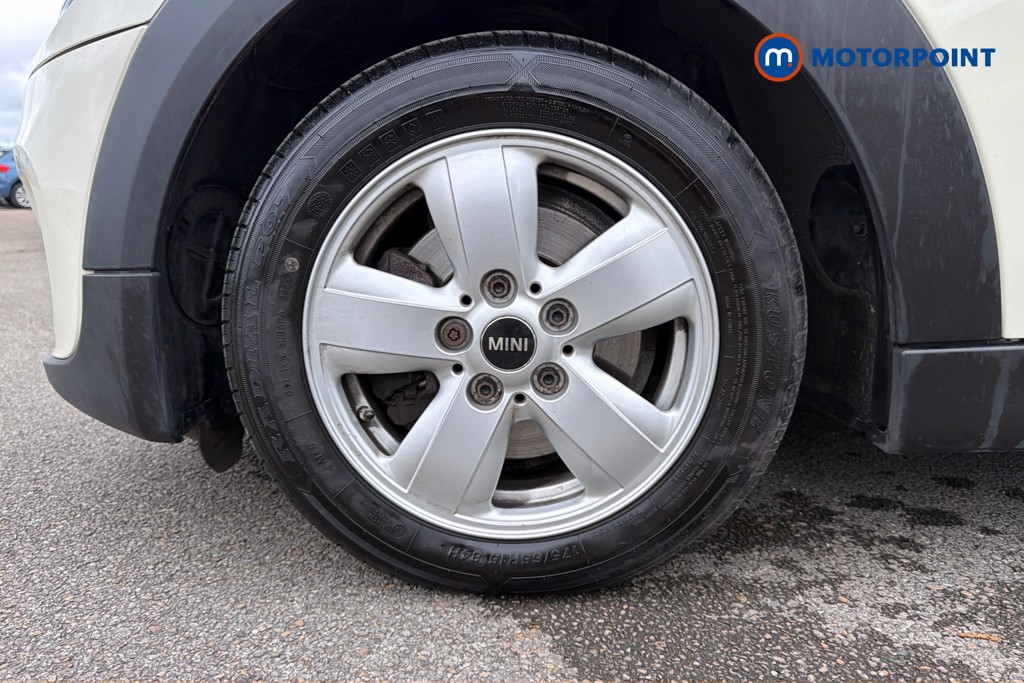 Mini Hatchback Cooper Classic Manual Petrol Hatchback - Stock Number (1629506) - 47th supplementary image