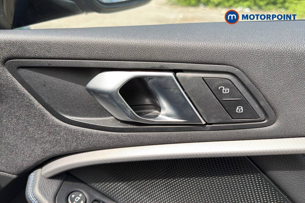BMW 1 Series M Sport Manual Petrol Hatchback - Stock Number (1630935) - 42nd supplementary image