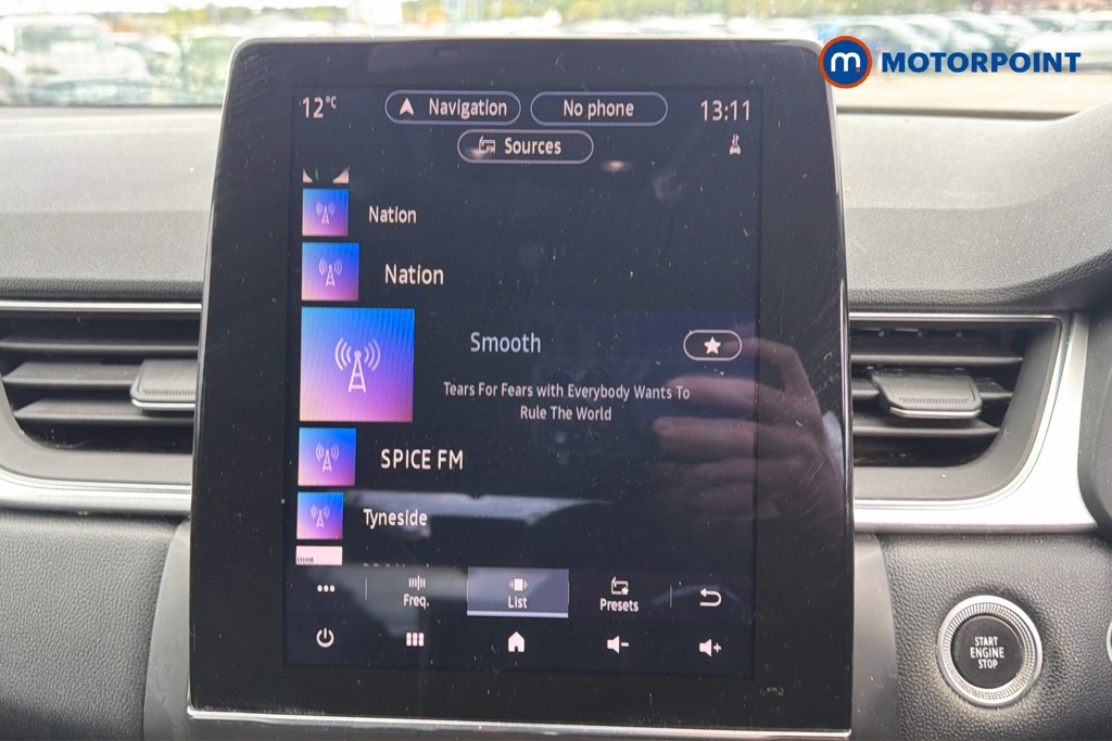 Renault Captur S Edition Manual Petrol SUV - Stock Number (1631167) - 9th supplementary image