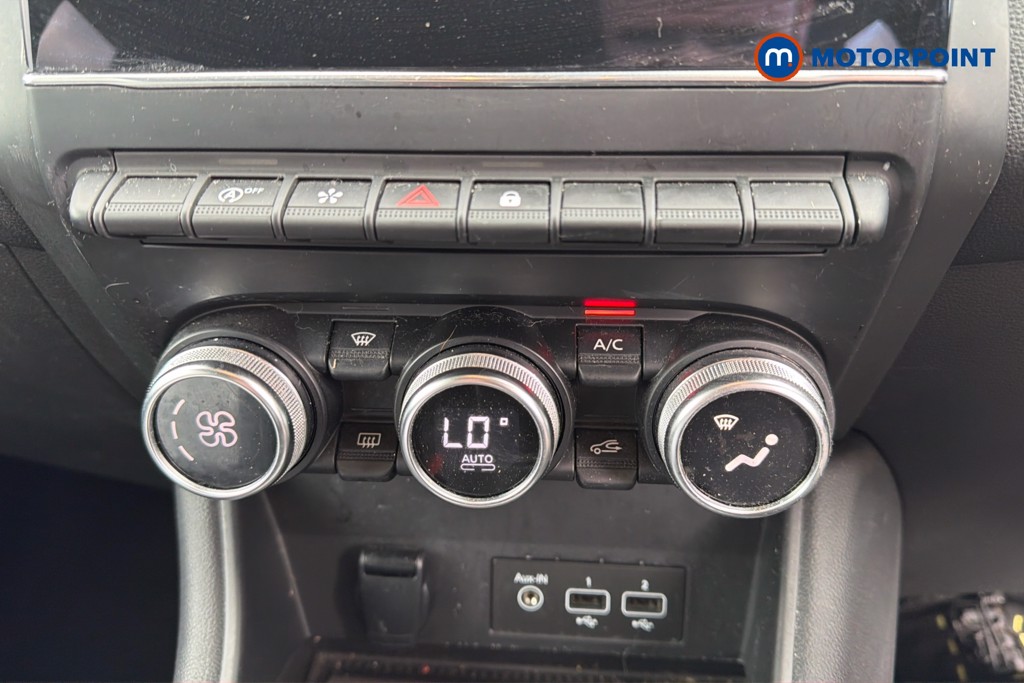 Renault Captur S Edition Manual Petrol SUV - Stock Number (1631167) - 12th supplementary image