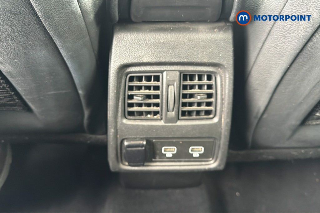 Renault Captur S Edition Manual Petrol SUV - Stock Number (1631167) - 30th supplementary image