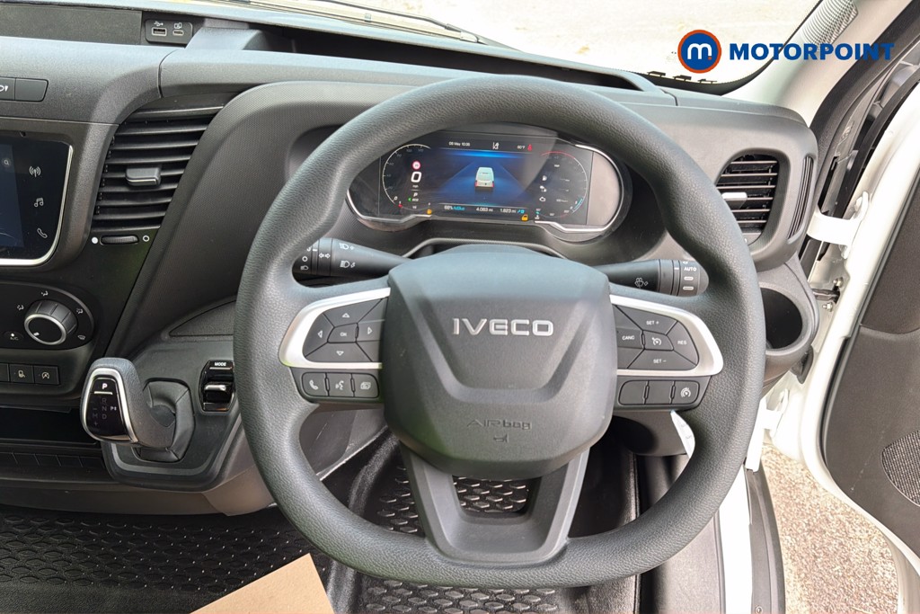 Iveco Daily Business Automatic Diesel High Volume-High Roof Van - Stock Number (1631873) - 2nd supplementary image