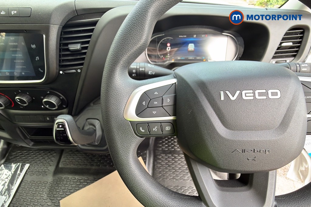 Iveco Daily Business Automatic Diesel High Volume-High Roof Van - Stock Number (1631873) - 3rd supplementary image
