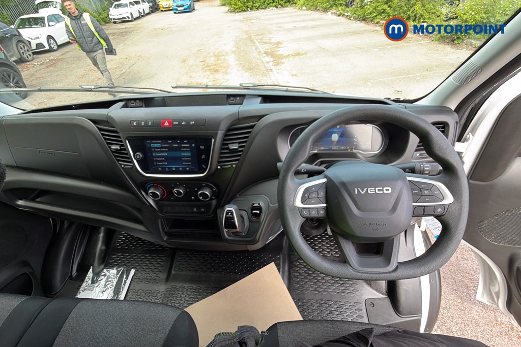 Iveco Daily Business Automatic Diesel High Volume-High Roof Van - Stock Number (1631873) - 1st supplementary image
