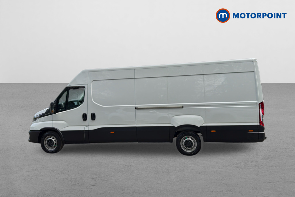 Iveco Daily Business Automatic Diesel High Volume-High Roof Van - Stock Number (1631873) - Passenger side