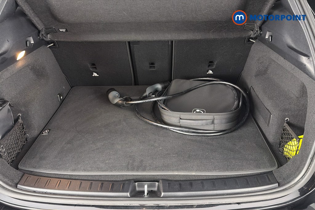 Mercedes-Benz EQA Amg Line Automatic Electric SUV - Stock Number (1632308) - 33rd supplementary image