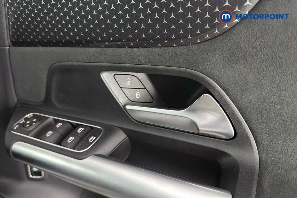 Mercedes-Benz EQA Amg Line Automatic Electric SUV - Stock Number (1632308) - 42nd supplementary image