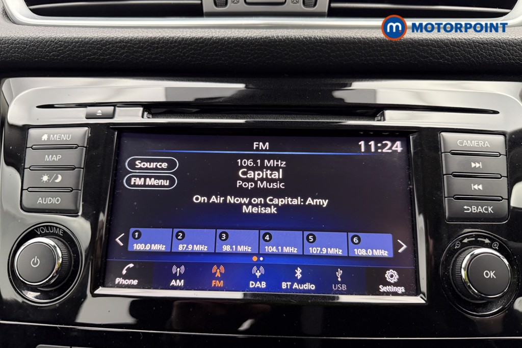 Nissan Qashqai Acenta Premium Manual Diesel SUV - Stock Number (1632513) - 4th supplementary image