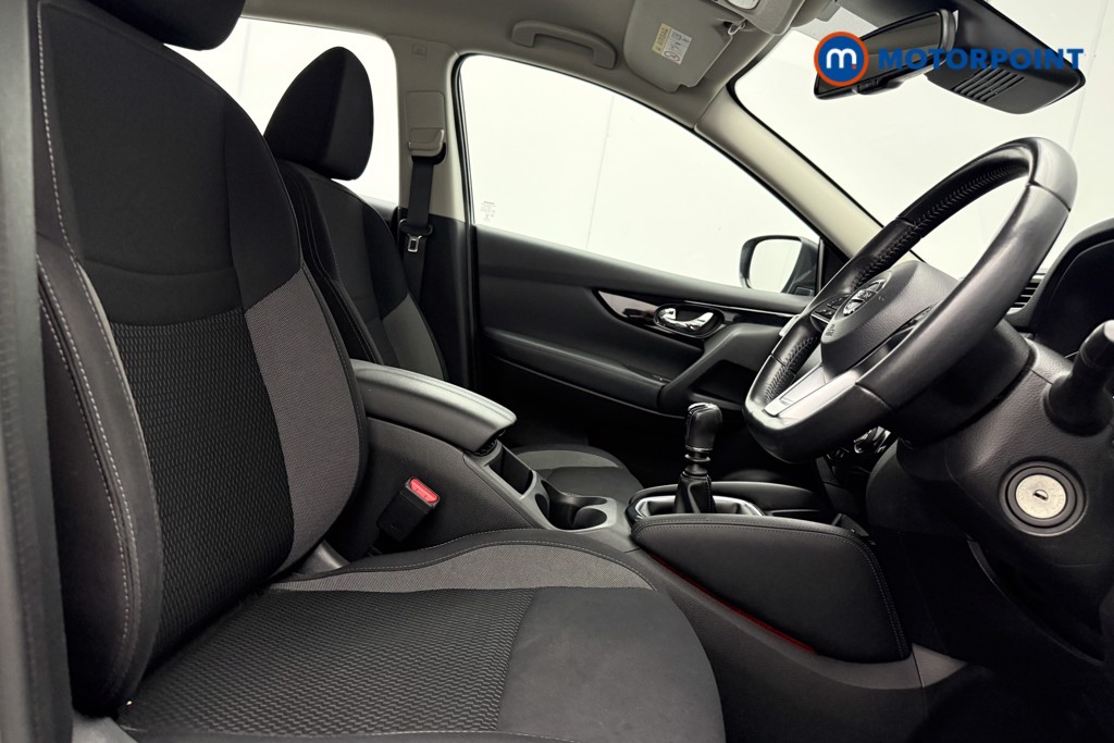 Nissan Qashqai Acenta Premium Manual Diesel SUV - Stock Number (1632513) - 8th supplementary image