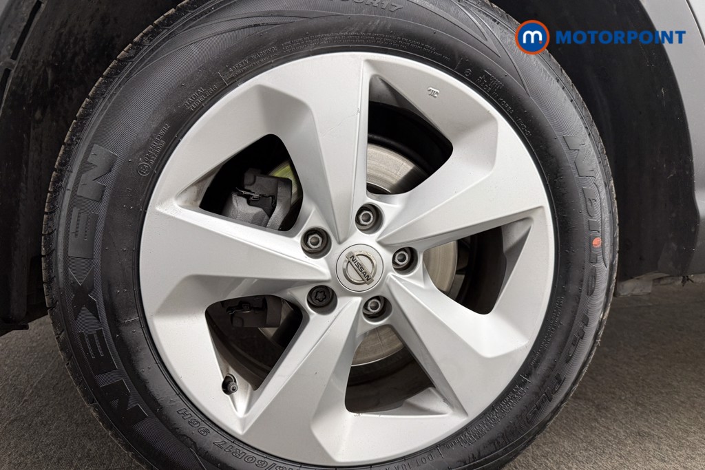 Nissan Qashqai Acenta Premium Manual Diesel SUV - Stock Number (1632513) - 12th supplementary image