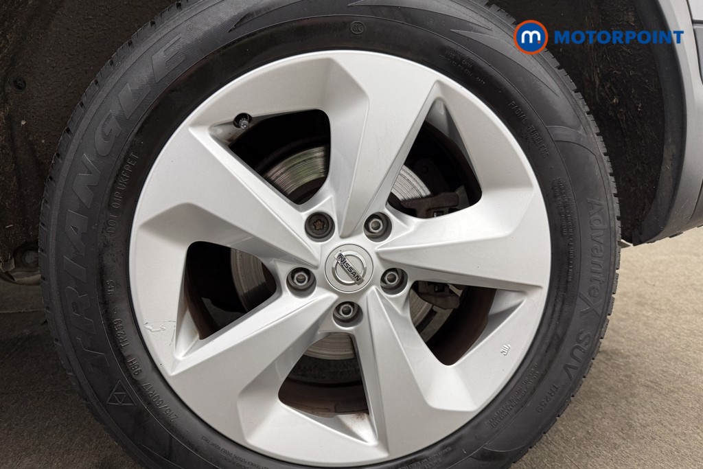 Nissan Qashqai Acenta Premium Manual Diesel SUV - Stock Number (1632513) - 13th supplementary image