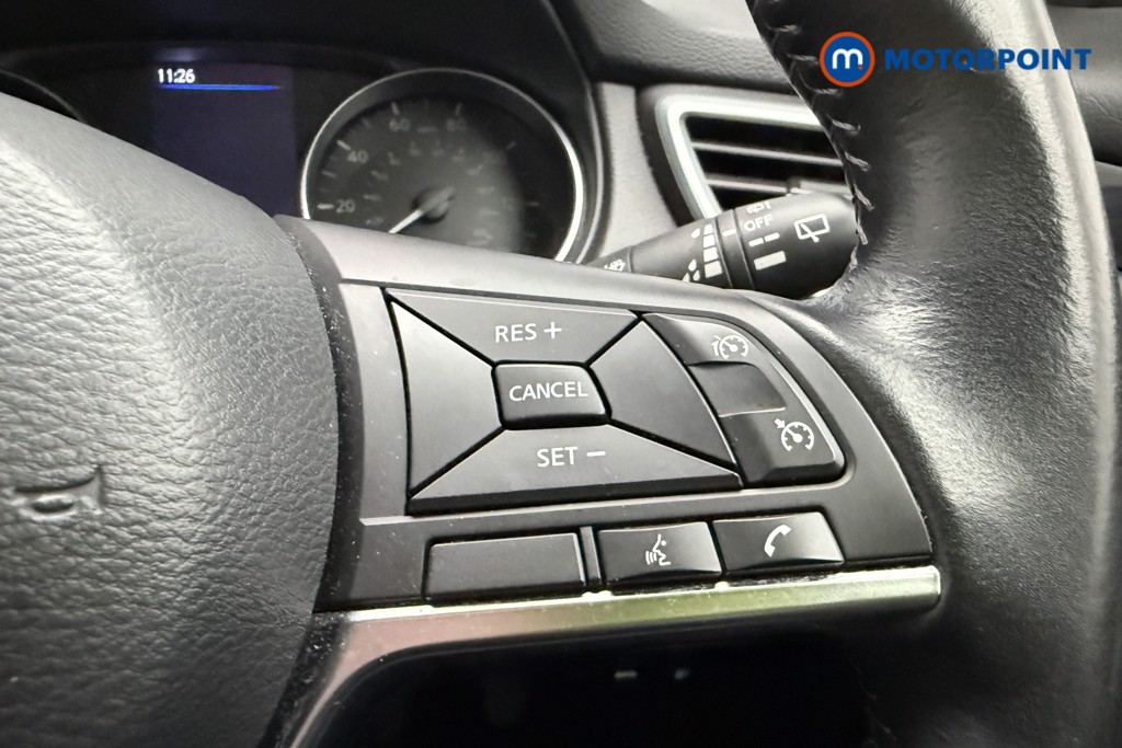 Nissan Qashqai Acenta Premium Manual Diesel SUV - Stock Number (1632513) - 15th supplementary image