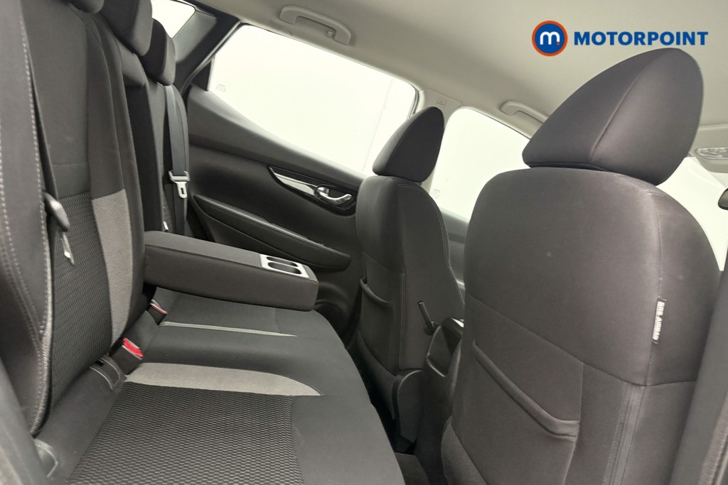 Nissan Qashqai Acenta Premium Manual Diesel SUV - Stock Number (1632513) - 20th supplementary image
