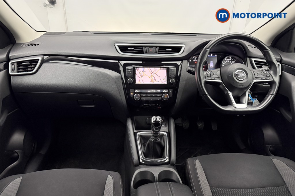 Nissan Qashqai Acenta Premium Manual Diesel SUV - Stock Number (1632513) - 1st supplementary image