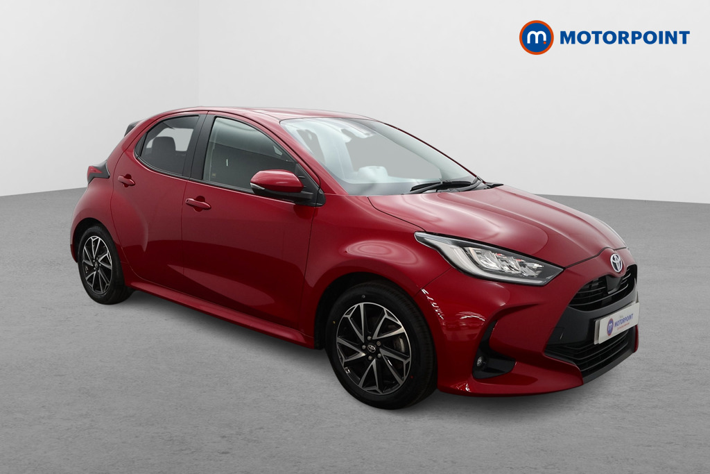 Toyota Yaris Design Automatic Petrol-Electric Hybrid Hatchback - Stock Number (1632544) - Drivers side front corner