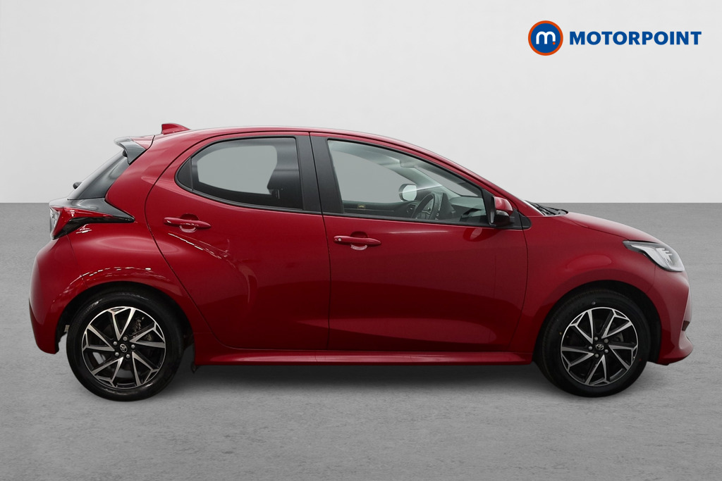 Toyota Yaris Design Automatic Petrol-Electric Hybrid Hatchback - Stock Number (1632544) - Drivers side