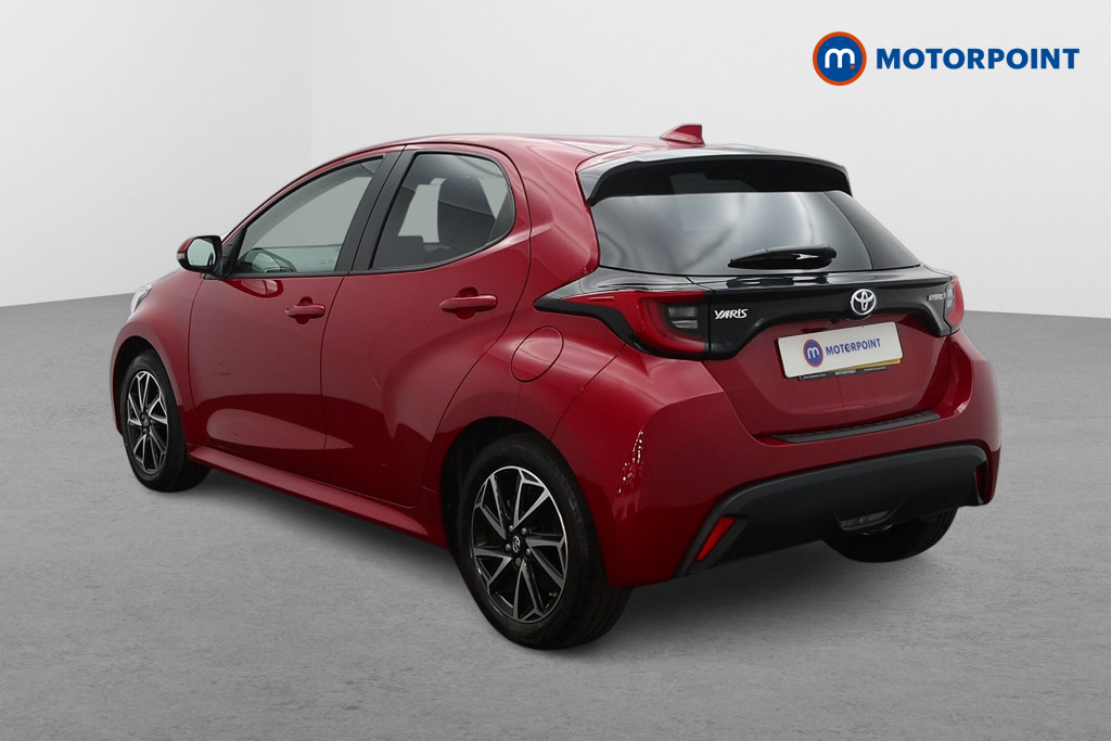 Toyota Yaris Design Automatic Petrol-Electric Hybrid Hatchback - Stock Number (1632544) - Passenger side rear corner