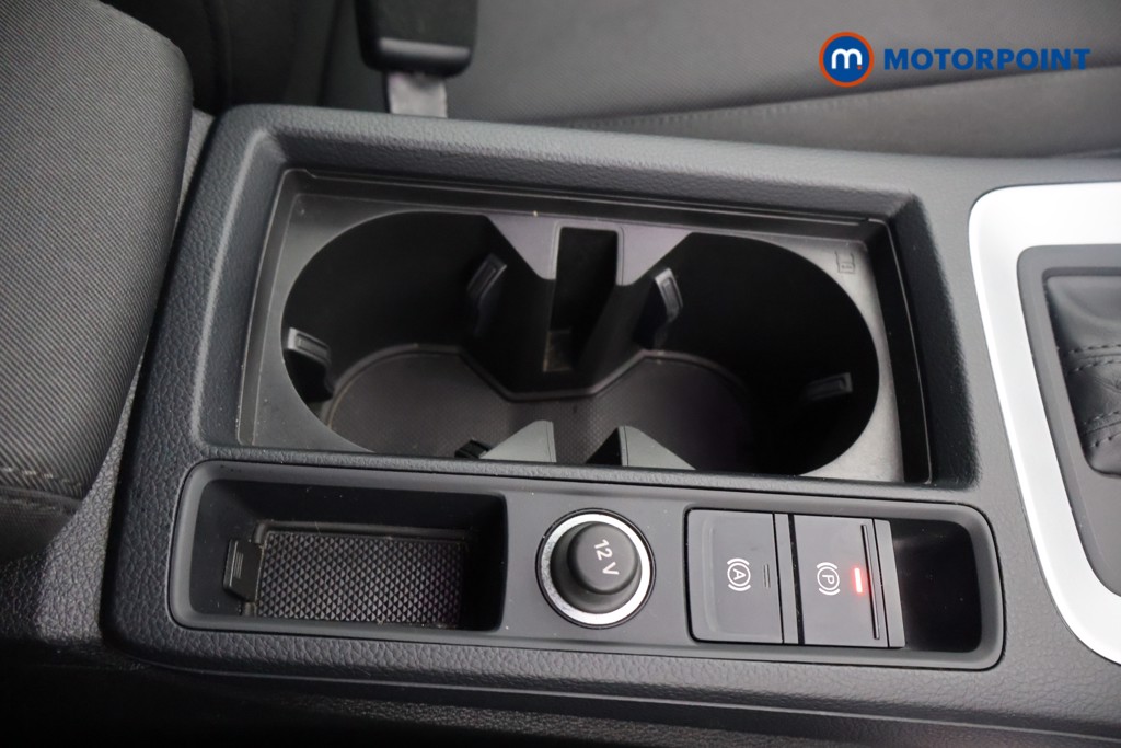 Audi Q3 Technik Automatic Petrol SUV - Stock Number (1632693) - 7th supplementary image