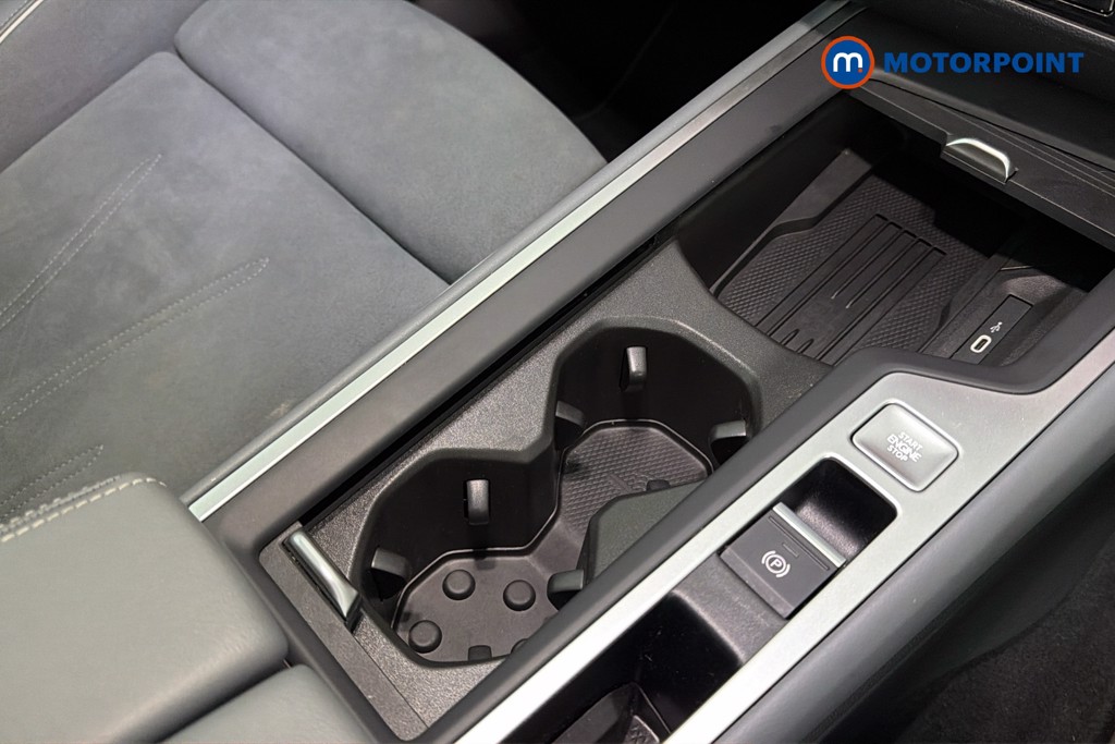Volkswagen Passat Life Automatic Petrol Plug-In Hybrid Estate - Stock Number (1632936) - 16th supplementary image