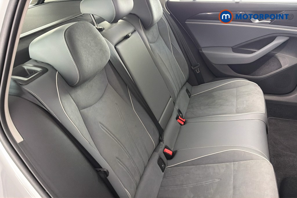 Volkswagen Passat Life Automatic Petrol Plug-In Hybrid Estate - Stock Number (1632936) - 28th supplementary image