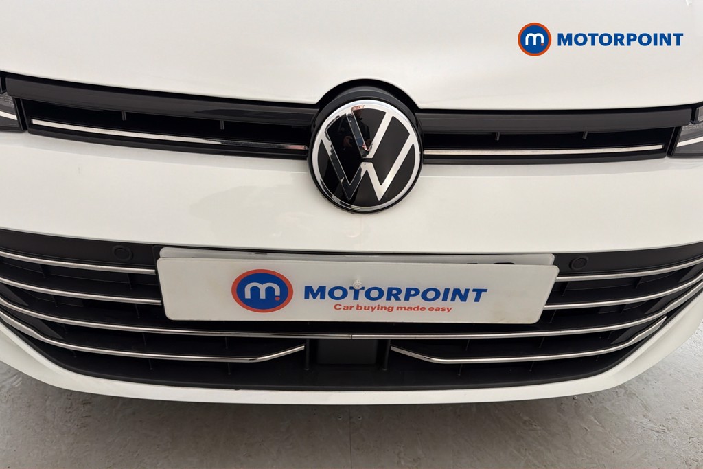 Volkswagen Passat Life Automatic Petrol Plug-In Hybrid Estate - Stock Number (1632936) - 45th supplementary image