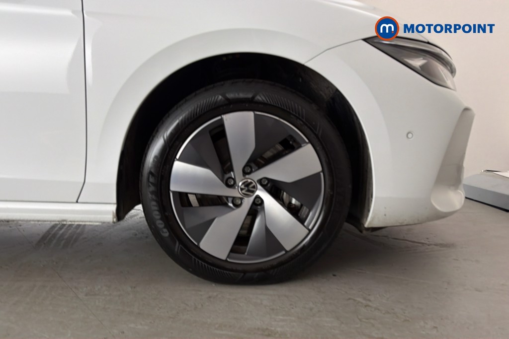Volkswagen Passat Life Automatic Petrol Plug-In Hybrid Estate - Stock Number (1632936) - 50th supplementary image