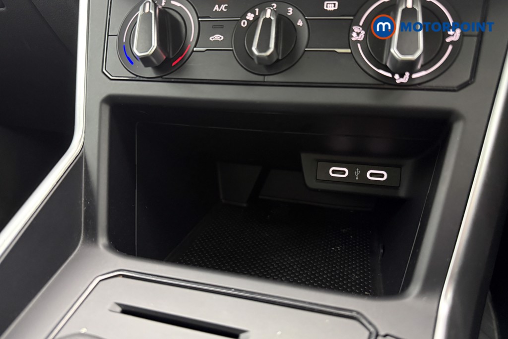 Volkswagen Polo Life Manual Petrol Hatchback - Stock Number (1633191) - 13th supplementary image