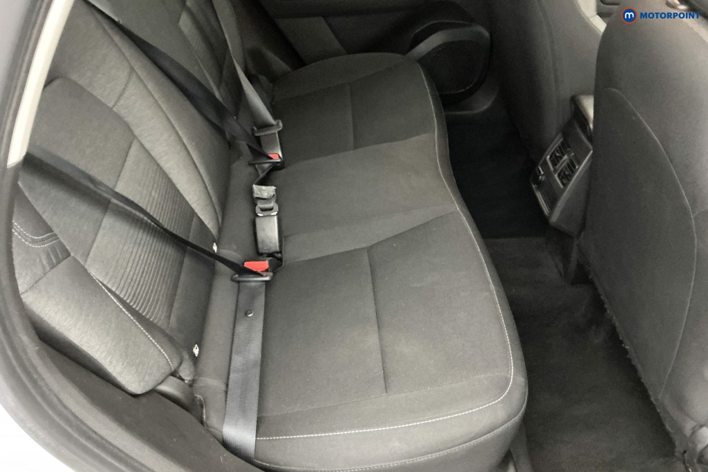 Renault Captur Iconic Manual Petrol SUV - Stock Number (1633231) - 4th supplementary image